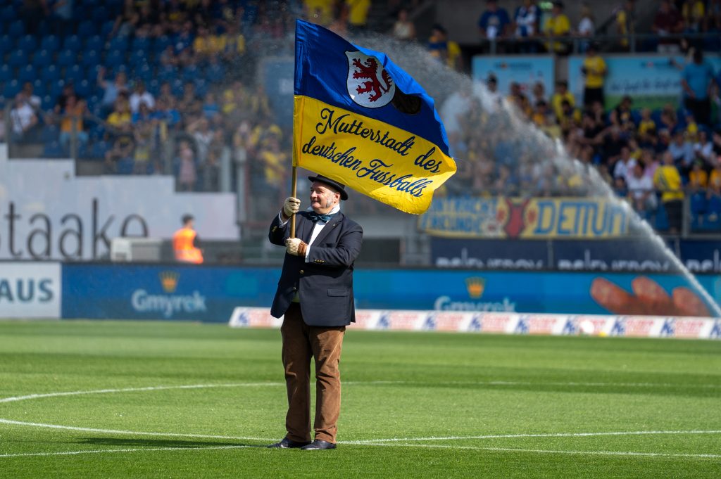 Eintracht Braunschweig  vs FC SV Elversberg - 2. Bundesliga (Germany) 2025/26