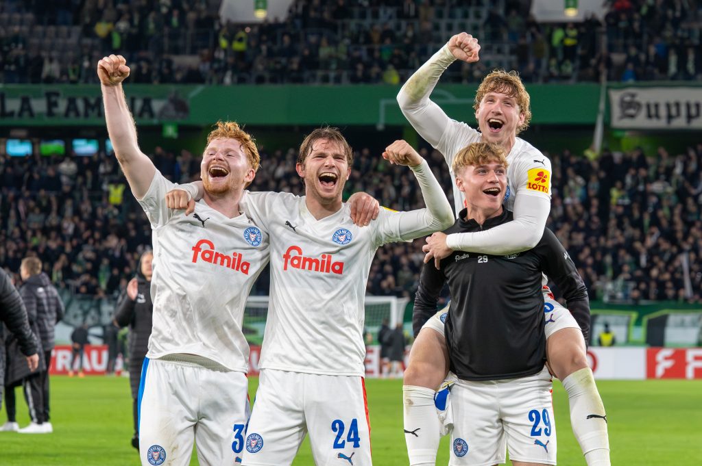 VfL Wolfsburg vs Holstein Kiel – DFB Pokal (Germany) 2025/26